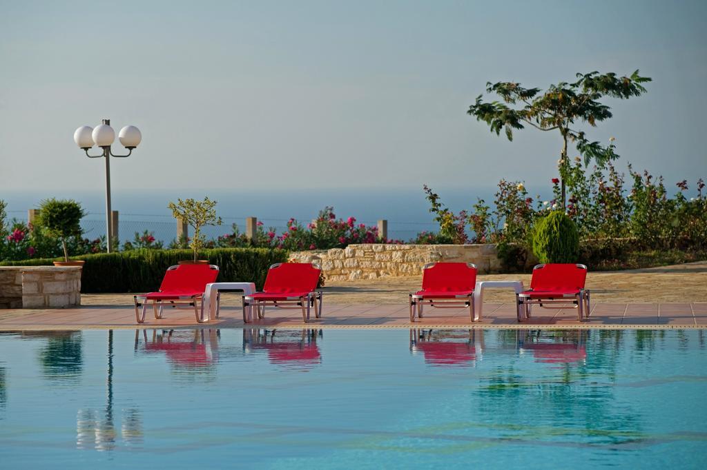 Enastron Villas Kyparissia Exterior foto